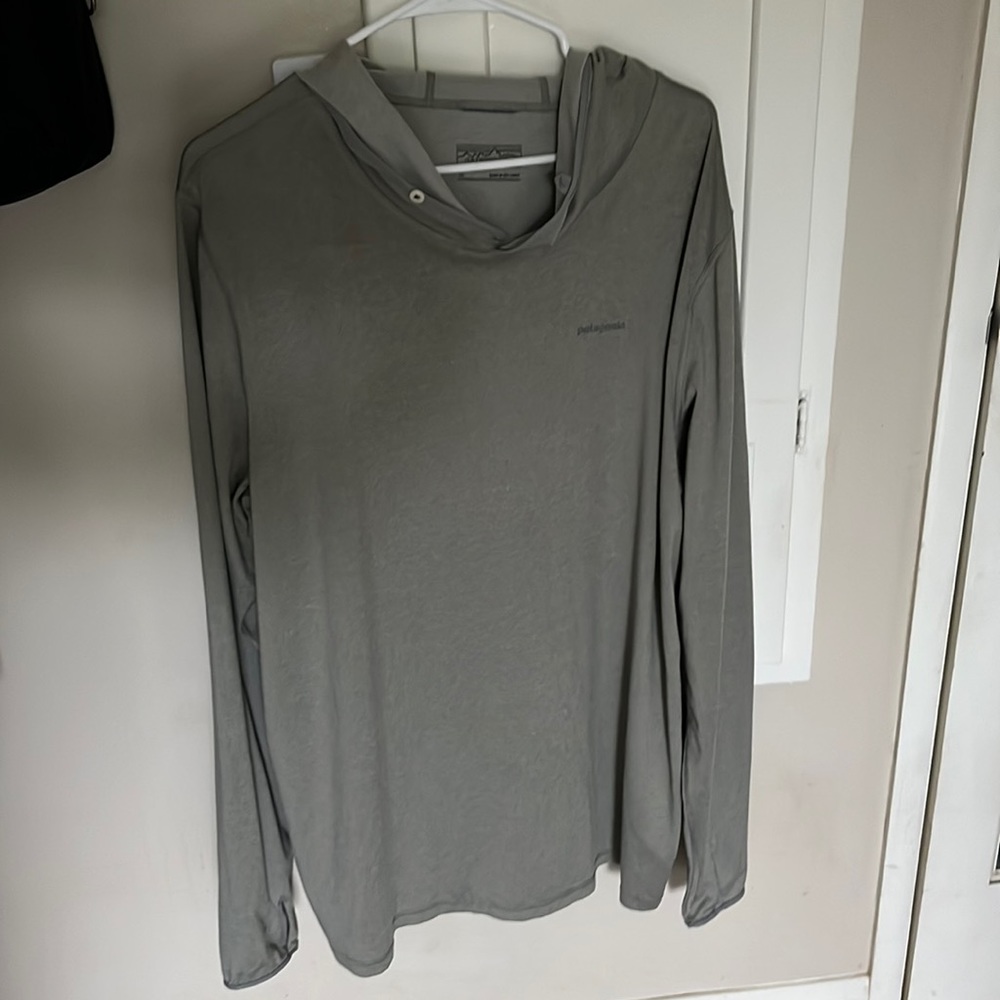 Mens Patagonia Active hooded long sleeve